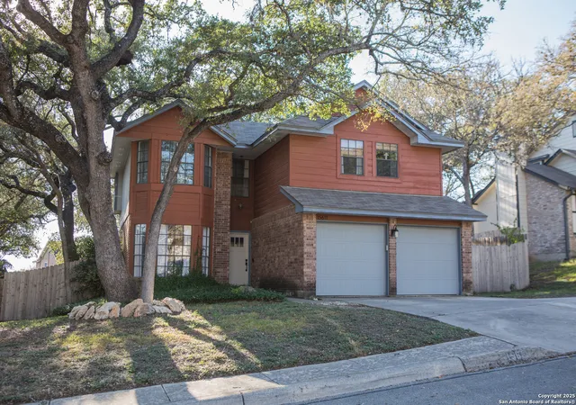 Photo 1 of Single family home for sale at 15611 Knollhollow, San Antonio, TX 78247 | MLS# 1928433 | Listing updated on 2025-12-18
