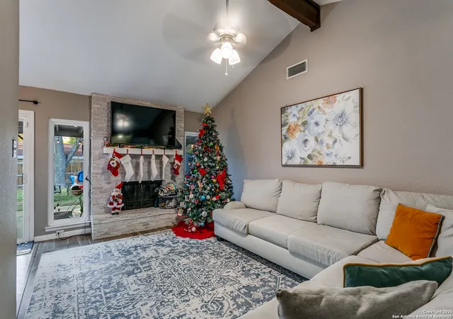Photo 3 of Sale Pending at 4675 Wetz, San Antonio, TX 78217 | MLS# 1928454 | Listing updated on 2026-01-09