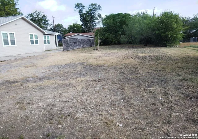 2nd image of 1015 Alametos, San Antonio, TX 78201 | MLS# 1928469