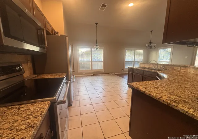 Photo 3 of Sale Pending at 8410 Branch Holw, Universal City, TX 78148 | MLS# 1928478 | Listing updated on 2025-12-18