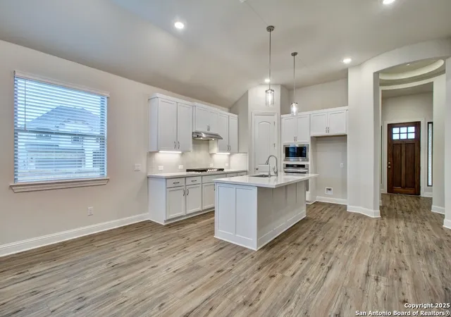 2nd image of 2031 Stephanie Avenue, New Braunfels, TX 78132 | MLS# 1928525