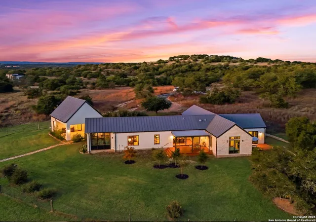 Photo 2 of Single family home for sale at 577 Cattle Creek Rd, Johnson City, TX 78636 | MLS# 1928542 | Listing updated on 2026-05-15