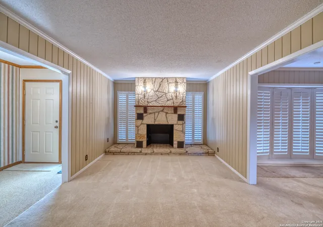 Photo 3 of Single family home for sale at 1124 4th, Uvalde, TX 78801 | MLS# 1928623 | Listing updated on 2026-03-16
