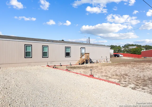2nd image of 570 Pr 1523, Bandera, TX 78003 | MLS# 1928638