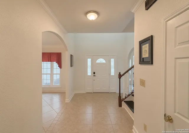 5th image of 1968 Round Table, New Braunfels, TX 78130 | MLS# 1928667