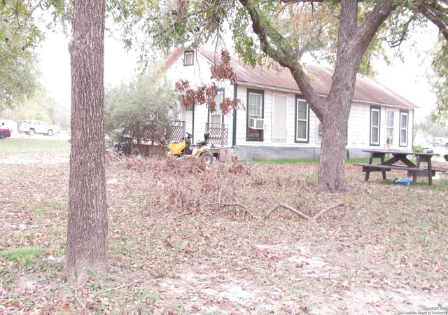 Photo 2 of Single family home for sale at 9221 Nelson Rd, San Antonio, TX 78252 | MLS# 1928677 | Listing updated on 2026-04-26