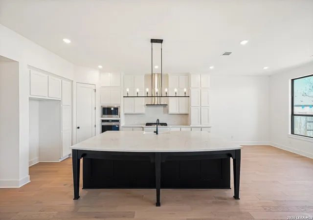 2nd image of 104 Big Muhly Pass, San Marcos, TX 78666 | MLS# 1928795