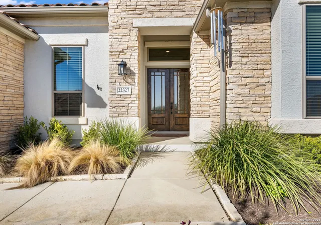 Photo 2 of Sale Pending at 22327 Estacado, San Antonio, TX 78261 | MLS# 1928815 | Listing updated on 2026-01-19