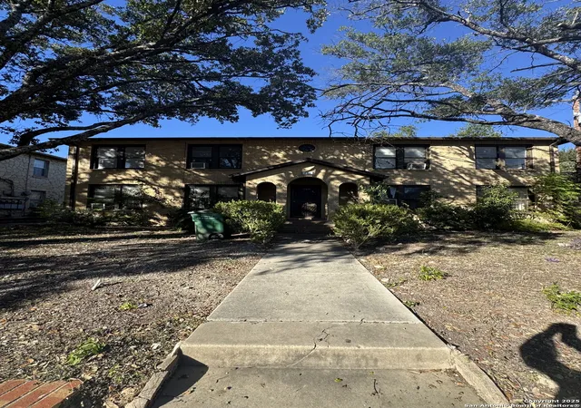 1st image of 401 W Lynwood, San Antonio, TX 78212 | MLS# 1928823