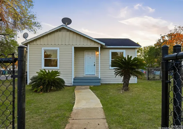 Photo 1 of Single family home for sale at 342 Bristol, San Antonio, TX 78214 | MLS# 1928826 | Listing updated on 2025-12-27