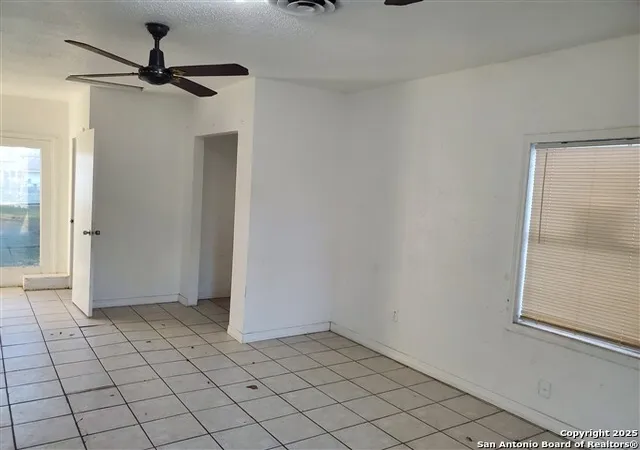 Photo 3 of Sale Pending at 384 Longview, San Antonio, TX 78220 | MLS# 1928861 | Listing updated on 2026-02-10