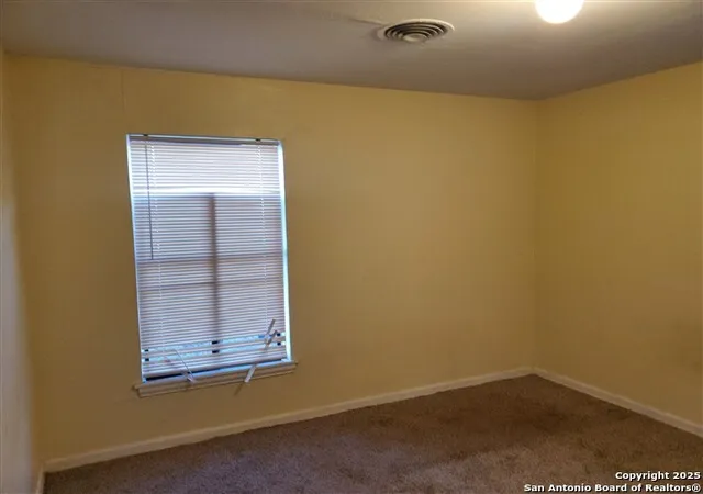 Photo 4 of Sale Pending at 384 Longview, San Antonio, TX 78220 | MLS# 1928861 | Listing updated on 2026-02-10