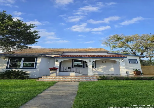 2nd image of 501 W Agarita, San Antonio, TX 78212 | MLS# 1928898