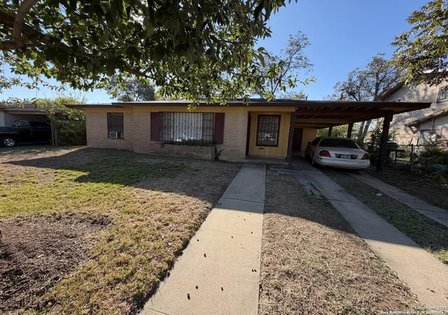 Photo 1 of Single family home for sale at 1718 Kendalia, San Antonio, TX 78224 | MLS# 1928926 | Listing updated on 2026-02-01