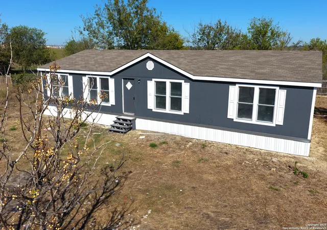 3rd image of 4124 Farmview, Converse, TX 78109 | MLS# 1928935