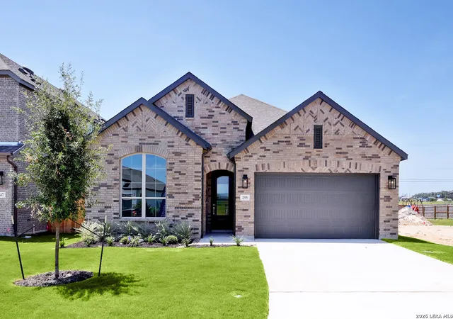 Photo 1 of Single family home for sale at 255 White Oak, Castroville, TX 78009 | MLS# 1929057 | Listing updated on 2026-09-04