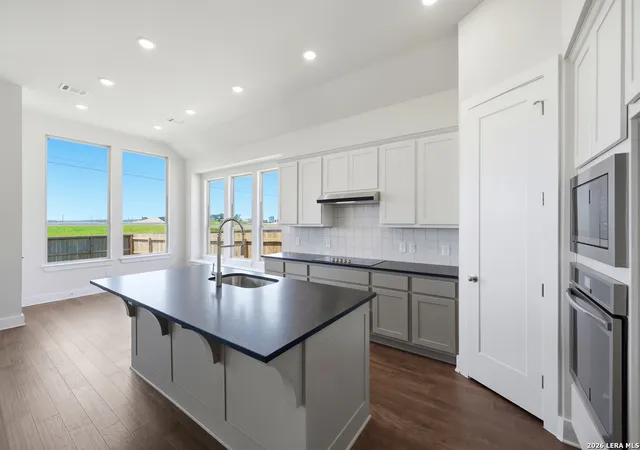 Photo 3 of Single family home for sale at 255 White Oak, Castroville, TX 78009 | MLS# 1929057 | Listing updated on 2026-09-04
