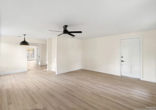Homes for sale in San Antonio, TX | 369 W Mandalay, San Antonio, TX 78212 | MLS# 1929069