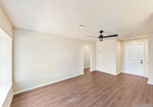 4th image of 9010 Bowline St, San Antonio, TX 78242 | MLS# 1929088