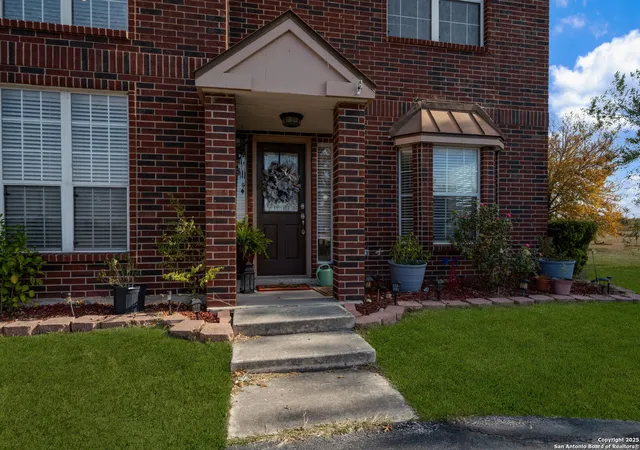Photo 3 of Sale Pending at 11409 Ware Seguin, Schertz, TX 78154 | MLS# 1929128 | Listing updated on 2026-04-24