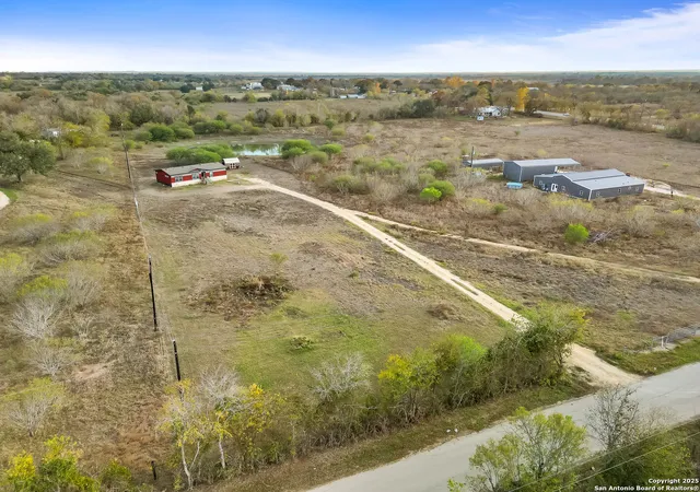 38th image of 3809 Callihan, Luling, TX 78648 | MLS# 1929147