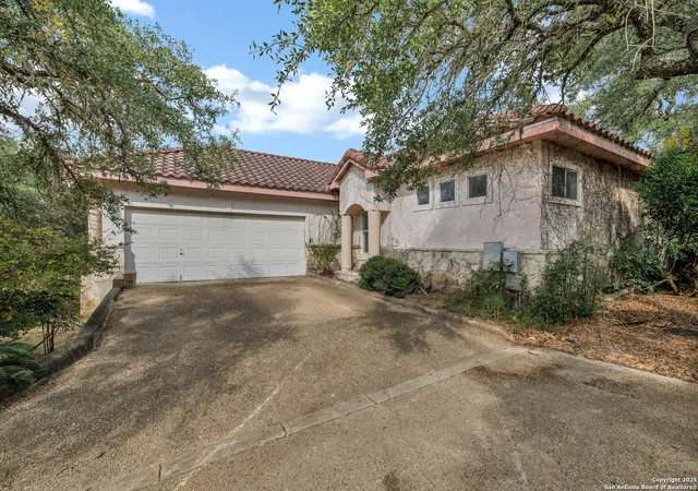 Photo 3 of Sale Pending at 3349 Eva Jane, San Antonio, TX 78261 | MLS# 1929220 | Listing updated on 2025-12-29