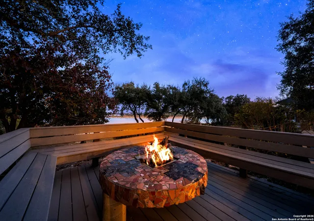 Photo 18 of Sale Pending at 884 Lakebreeze, Canyon Lake, TX 78133 | MLS# 1929289 | Listing updated on 2026-04-15