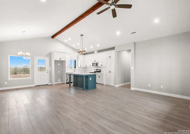 5th image of 59 Greystone Hills, Uvalde, TX 78801 | MLS# 1929320