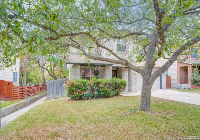 Photo 3 of Sale Pending at 17226 Irongate Rail, San Antonio, TX 78247 | MLS# 1929409 | Listing updated on 2026-01-09