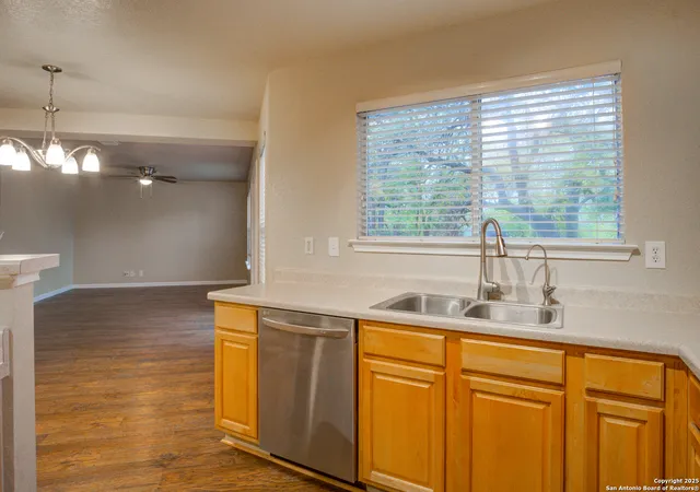 Photo 4 of Sale Pending at 17226 Irongate Rail, San Antonio, TX 78247 | MLS# 1929409 | Listing updated on 2026-01-09