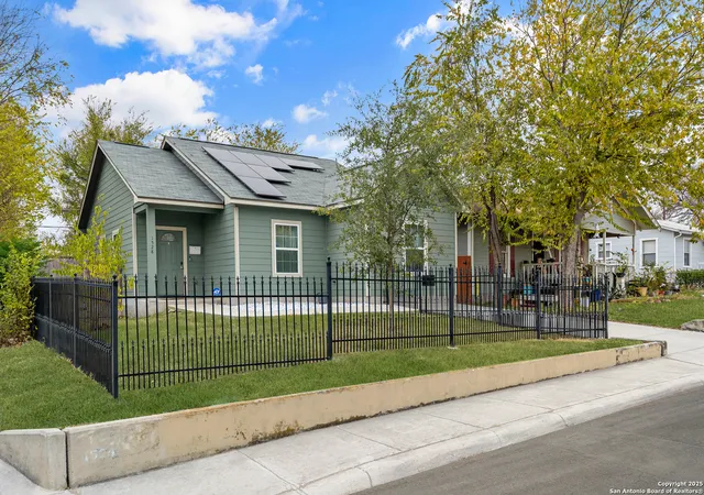 2nd image of 1528 Edison, San Antonio, TX 78201 | MLS# 1929414