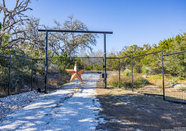 Photo 1 of Manufactured home for sale at 245 Laurel Creek, Pipe Creek, TX 78063 | MLS# 1929422 | Listing updated on 2026-02-21