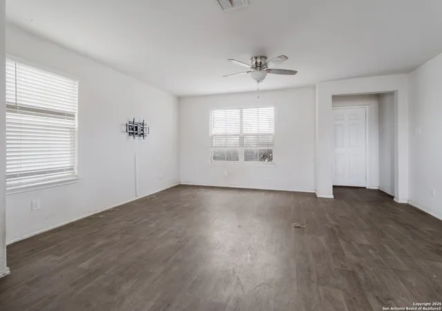 Photo 4 of Single family home for sale at 5965 Kendall Prairie, San Antonio, TX 78244 | MLS# 1929432 | Listing updated on 2026-06-08