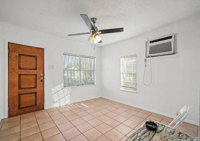 Homes for sale in San Antonio, TX | 4410 Buena Vista, San Antonio, TX 78237 | MLS# 1929506