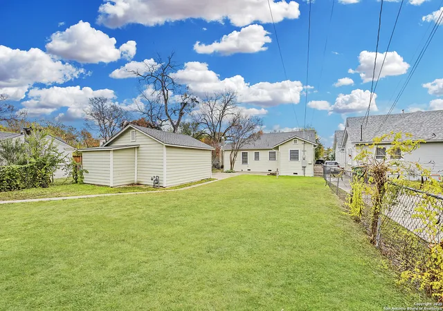 4th image of 2031 W Summit, San Antonio, TX 78201 | MLS# 1929520
