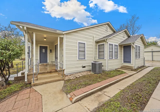 5th image of 2031 W Summit, San Antonio, TX 78201 | MLS# 1929520
