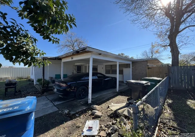 Photo 2 of Sale Pending at 54 Wayside, San Antonio, TX 78213 | MLS# 1929528 | Listing updated on 2026-01-16