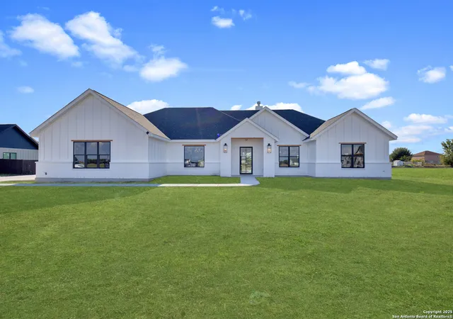 1st image of 222 Double Creek Loop, Seguin, TX 78155 | MLS# 1929537