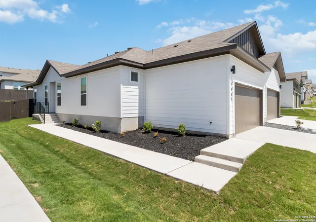 4th image of 414 Cross Barn Blvd, Buda, TX 78610 | MLS# 1929549