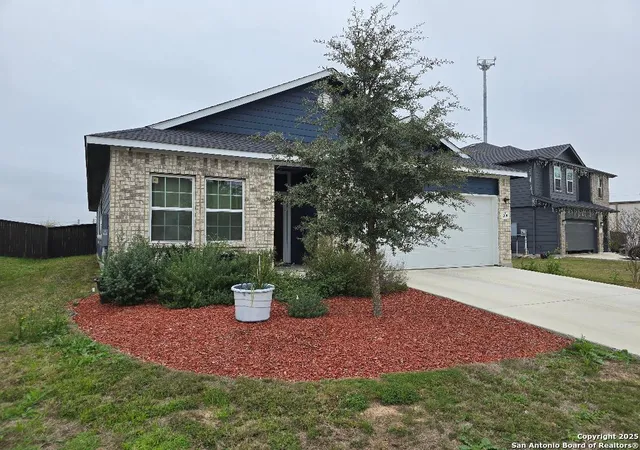 2nd image of 209 Drew Circle, Seguin, TX 78155 | MLS# 1929586