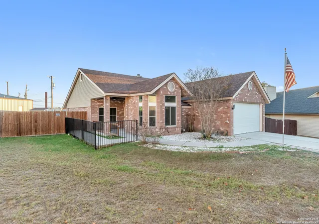Photo 3 of Sale Pending at 8178 Mescal Trl, San Antonio, TX 78244 | MLS# 1929650 | Listing updated on 2026-01-15