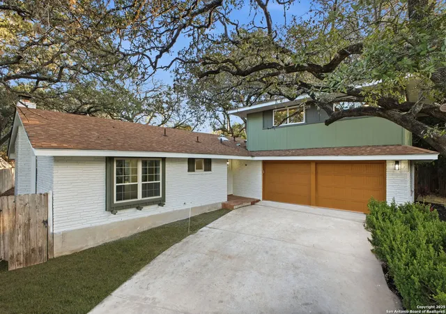 Photo 4 of Sale Pending at 11306 Destiny, San Antonio, TX 78216 | MLS# 1929657 | Listing updated on 2026-01-12