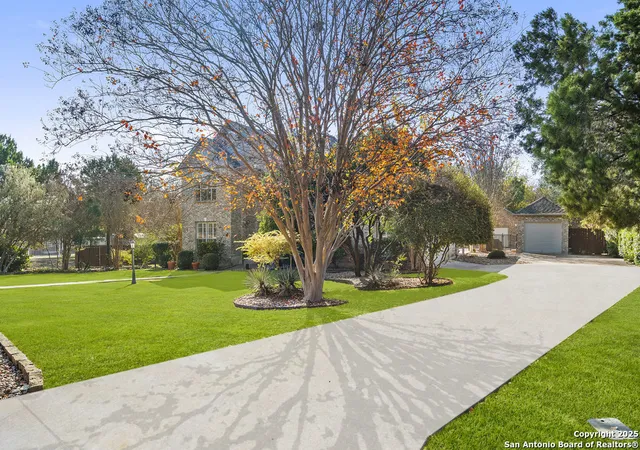 Photo 3 of Sale Pending at 9618 Rosemont, Helotes, TX 78023 | MLS# 1929790 | Listing updated on 2026-01-23