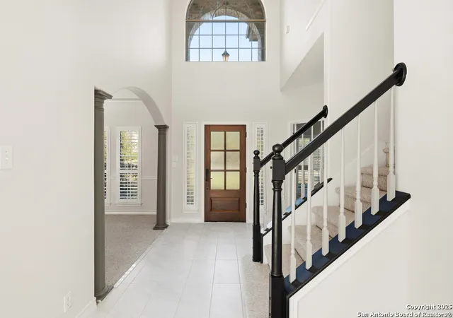 Photo 4 of Sale Pending at 9618 Rosemont, Helotes, TX 78023 | MLS# 1929790 | Listing updated on 2026-01-23