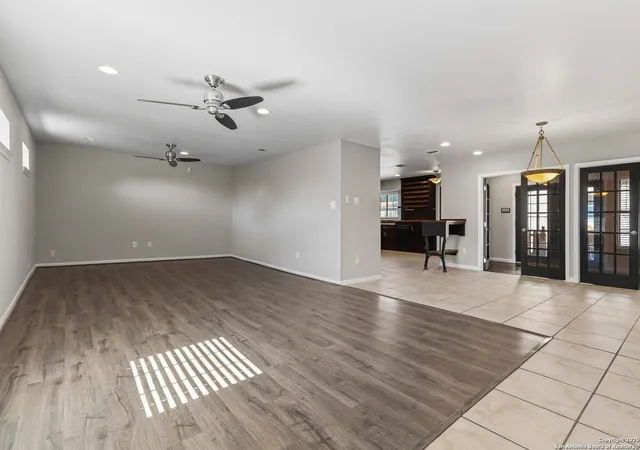 Photo 4 of Single family home for sale at 2439 W Summit Ave, San Antonio, TX 78228 | MLS# 1929818 | Listing updated on 2026-04-09