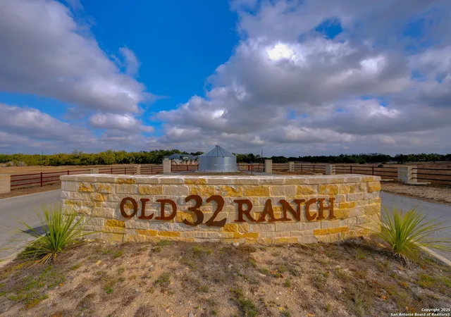 3rd image of Tbd, Lot 44 Old 32 Crossing Dr/, Blanco, TX 78606 | MLS# 1929825