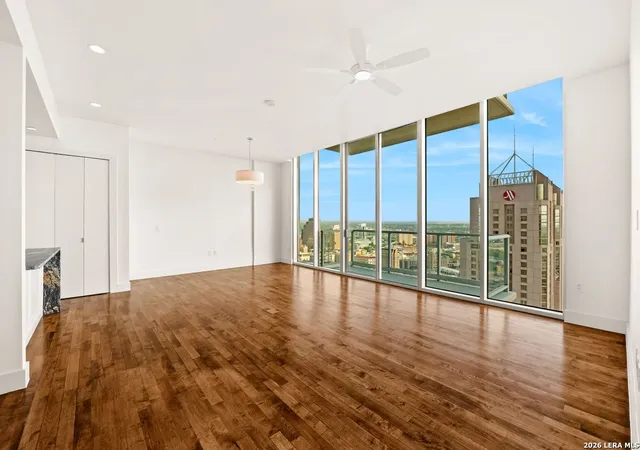 Homes for sale in San Antonio, TX | 610 E Market #UNIT 3110, San Antonio, TX 78205 | MLS# 1929850