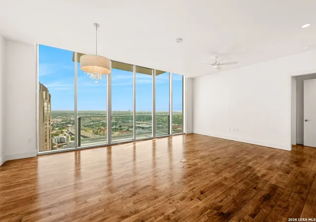 Homes for sale in San Antonio, TX | 610 E Market #UNIT 3110, San Antonio, TX 78205 | MLS# 1929850