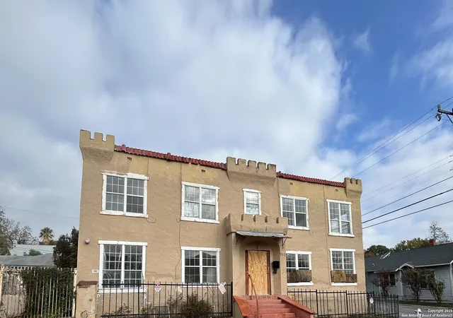 2nd image of 903 West Craig Pl, San Antonio, TX 78201 | MLS# 1929888