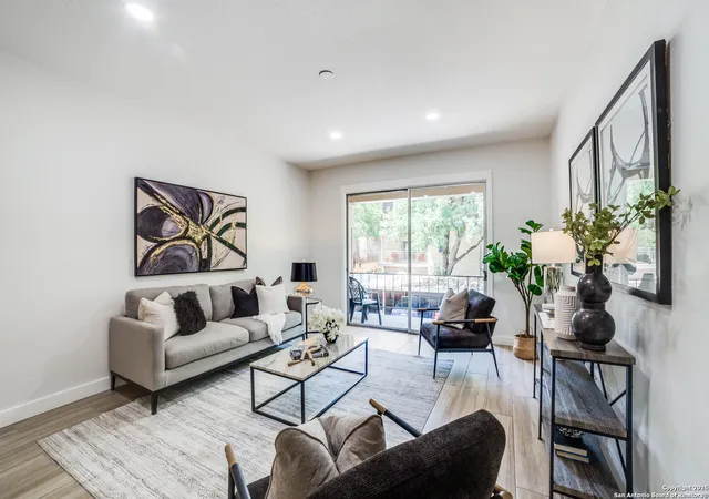 3rd image of 7711 Broadway #11B, San Antonio, TX 78209 | MLS# 1929903